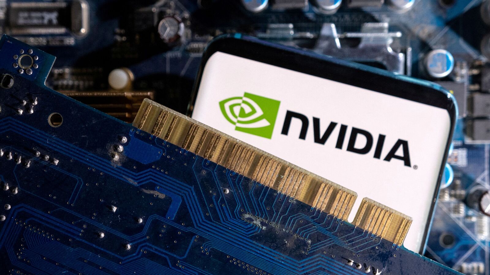 Nvidia’s China chip strategy stumbles: H20 discounted below Huawei rival