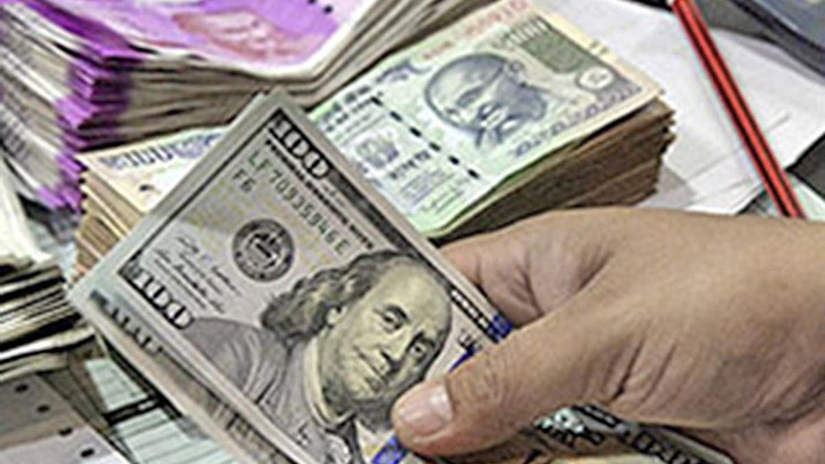 Rupee rises 7 paise against US dollar in early trade