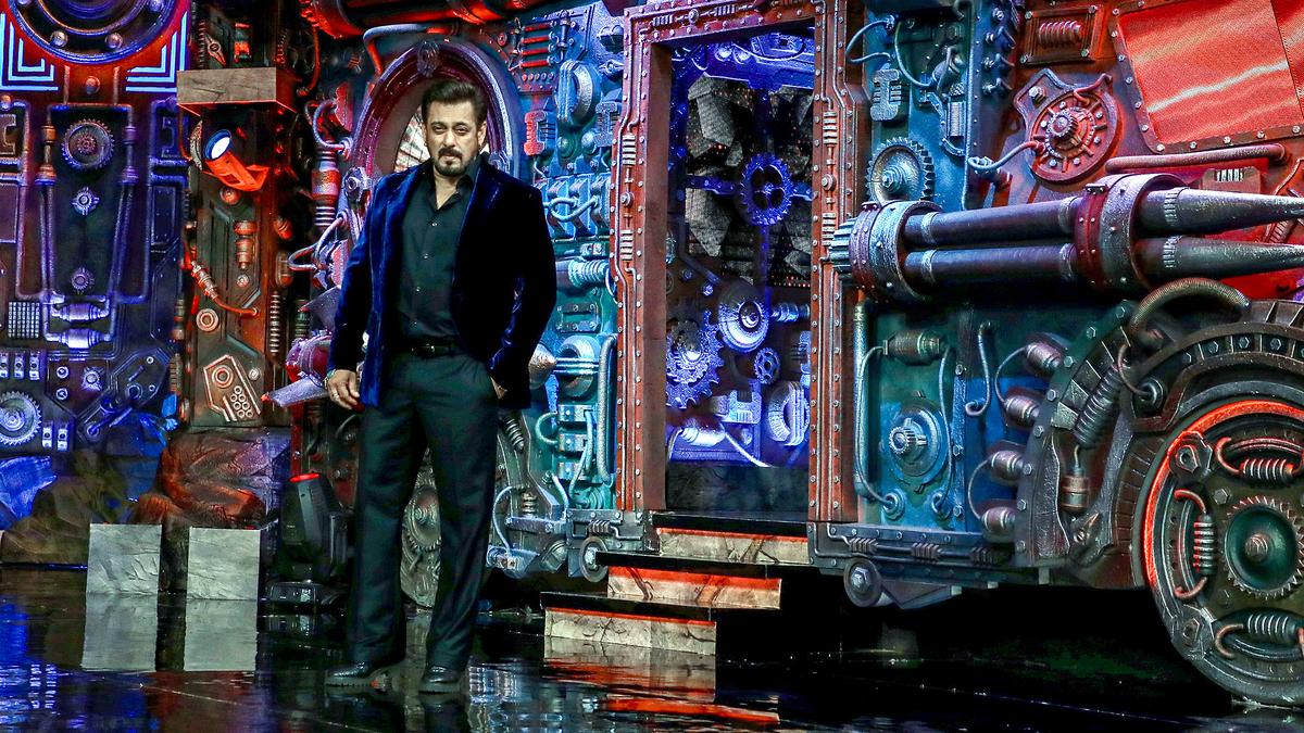 ‘Kasam khuda ki…’: Salman Khan alludes to death threats on ‘Bigg Boss 18’