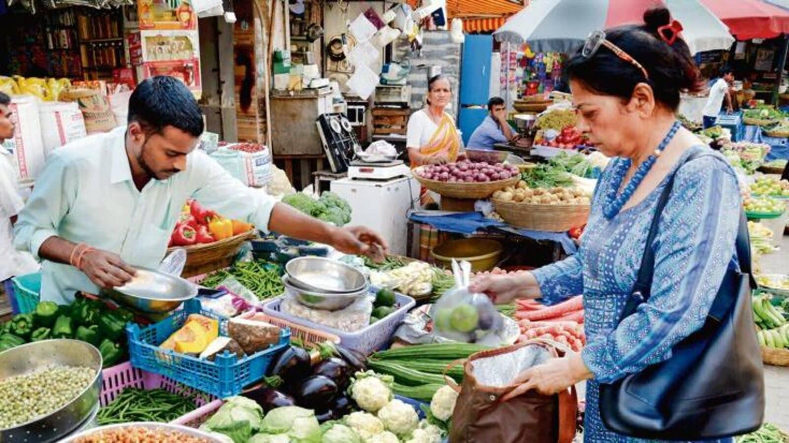 Ajit Ranade: Inflation control holds primacy as an objective for RBI