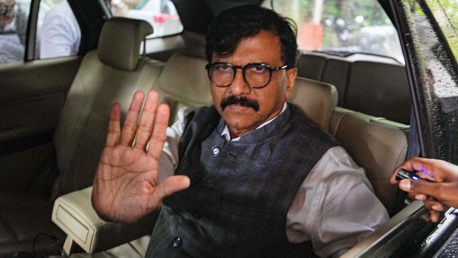 Politics News Today Live Updates on January 12, 2025: Sanjay Raut defends Shiv Sena (UBT)’s decision to go solo for local polls: ‘Congress leaders should have the habit…’